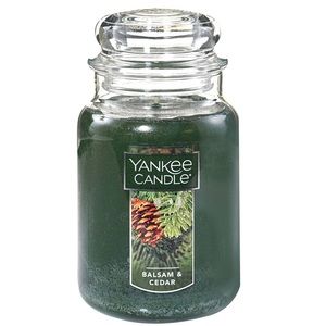 Large yankee candle Balsam and Cedar